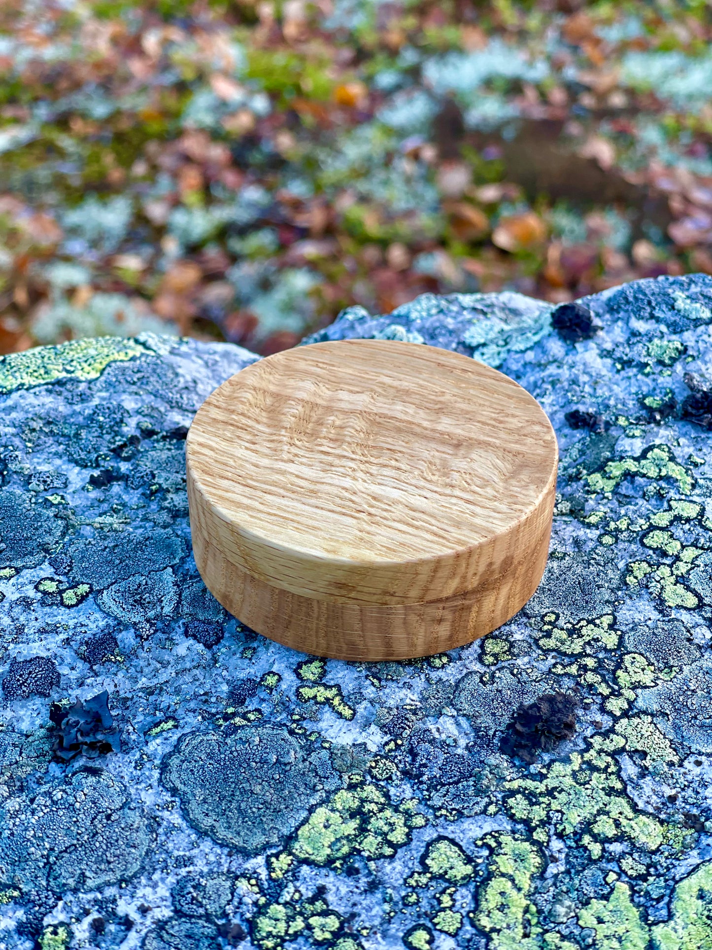 Oak snuff box