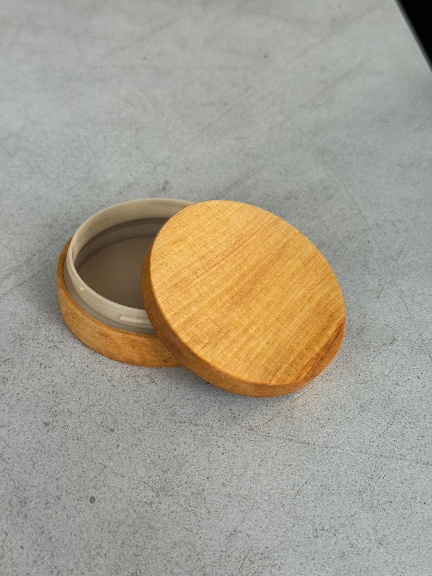 Birch snuff box