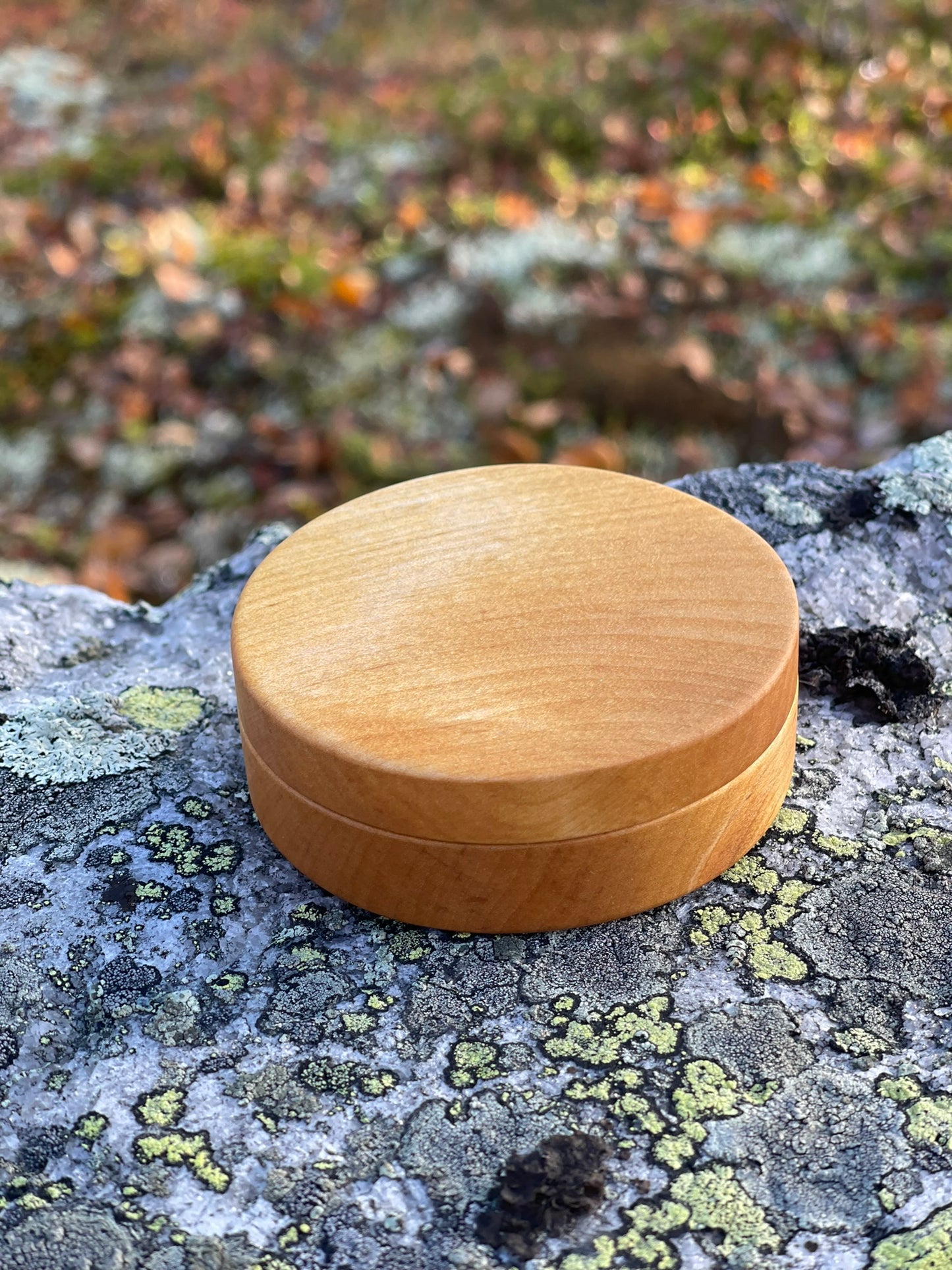 Birch snuff box