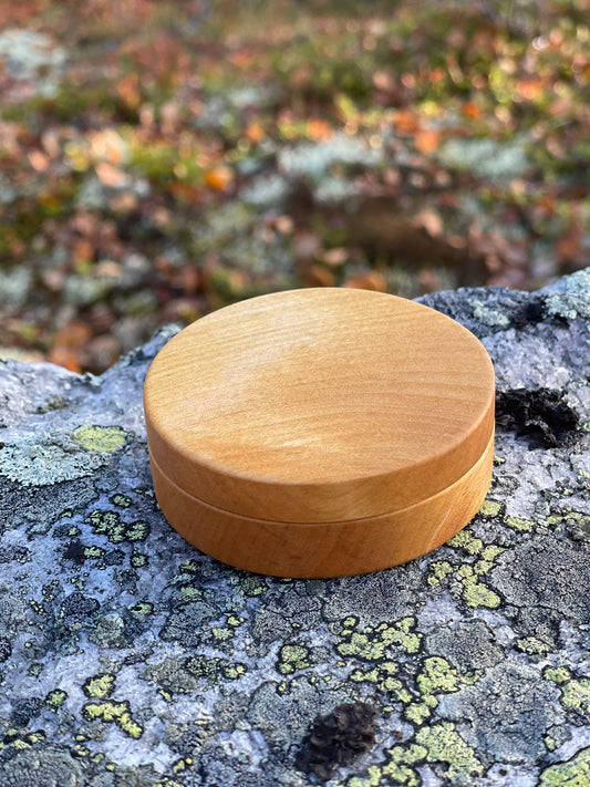 Birch snuff box